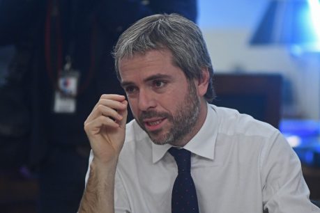 Ministro Blumel califica como "irresponsables" dichos de Maite Orsini por vínculos de parlamentarios con el narcotráfico