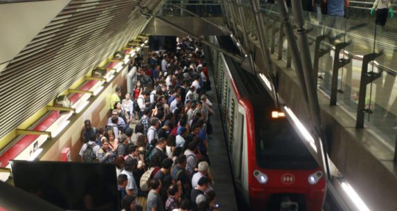 Así será el funcionamiento del Metro este jueves en Santiago en sus Líneas 1, 3 y 6
