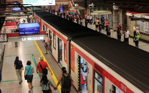 Así funcionará el Metro de Santiago este viernes 25 de octubre