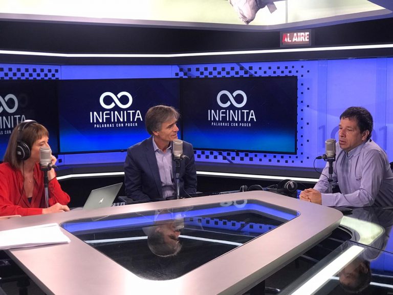 Exministro José Ramón Valente: "Las personas ven a la élite política preocupada de temas a diez mil metros de altura"