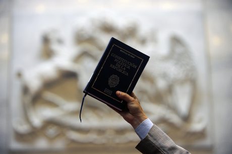 Diálogos Infinita: Capítulo 6 - Nueva Constitución