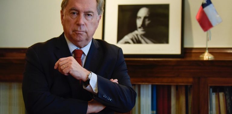 Juan Gabriel Valdés: ¿El gobierno no está atendiendo las demandas sociales?