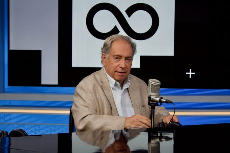 Juan Gabriel Valdés por renuncia de militantes al PS: "Yo habría esperado un debate interno"