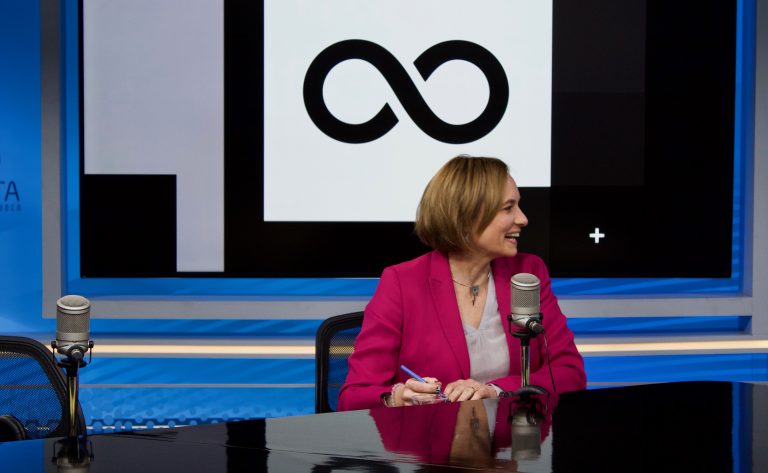Goic acusa campaña del terror de la derecha: "Se han ido sacando la careta los que dijeron con claridad que no quieren nueva Constitución"