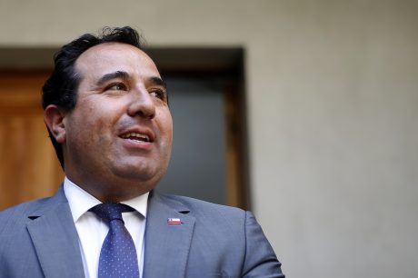 Ministro (s) del Interior sobre el caso por la transacción de un fusil AK-47: "Vamos a presentar querella cuando tengamos acceso a los antecedentes"