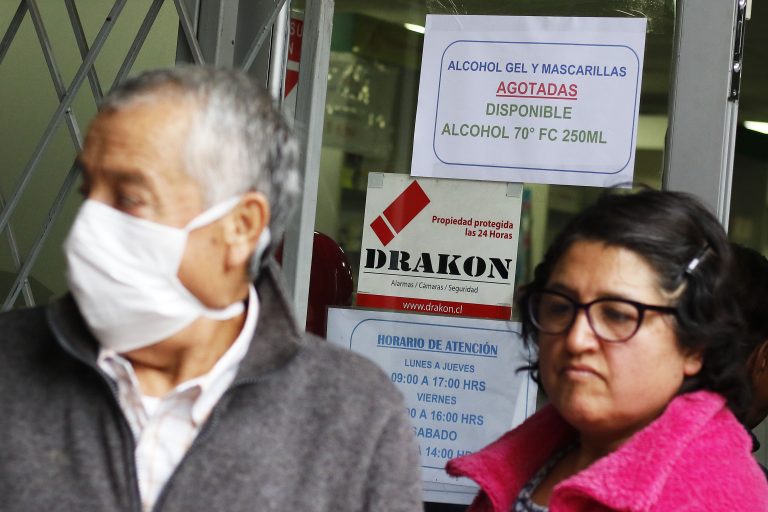 Representante de las organizaciones Panamericana y Mundial de la Salud en Chile: "Tenemos medidas de contención que es testeo, testeo y testeo"