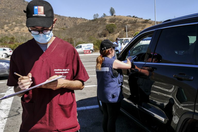 Alcalde de Zapallar sobre los ciudadanos que iban a su segunda vivienda: "La Seremi de Salud de la Quinta Región envió de vuelta a muchas personas"
