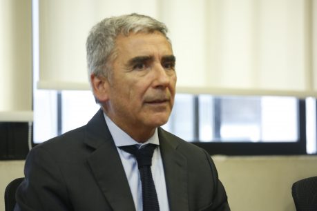 Carlos Peña: "Lo que ha puesto en manifiesto esta crisis es que la prosperidad y el bienestar que Chile disponía, era bastante frágil"