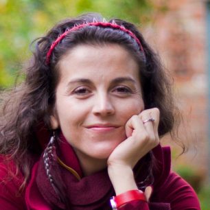 Isabel Behncke, investigadora del Centro de Complejidad Social de la UDD: "Estamos particularmente bien situados para enfrentar esta pandemia"