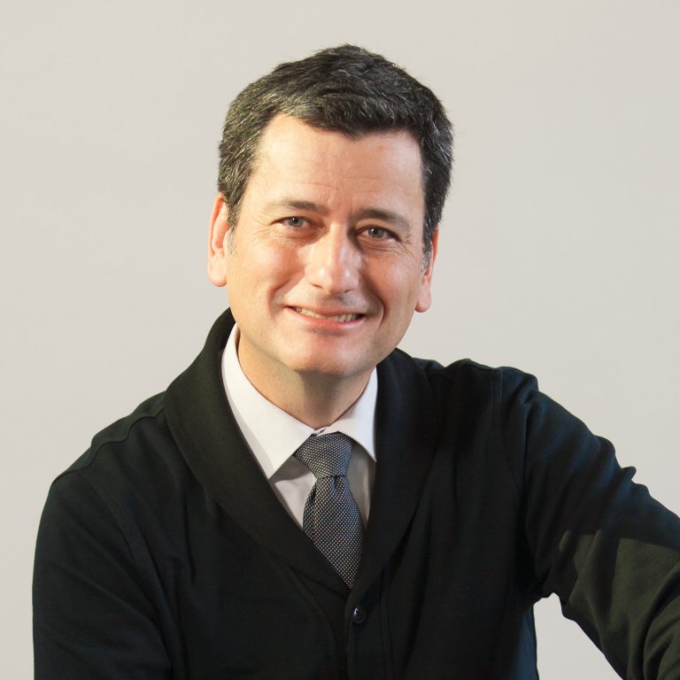 Pablo Allard: "Esto hay que enfrentarlo como un desastre mayor, no solamente como un tema sanitario"