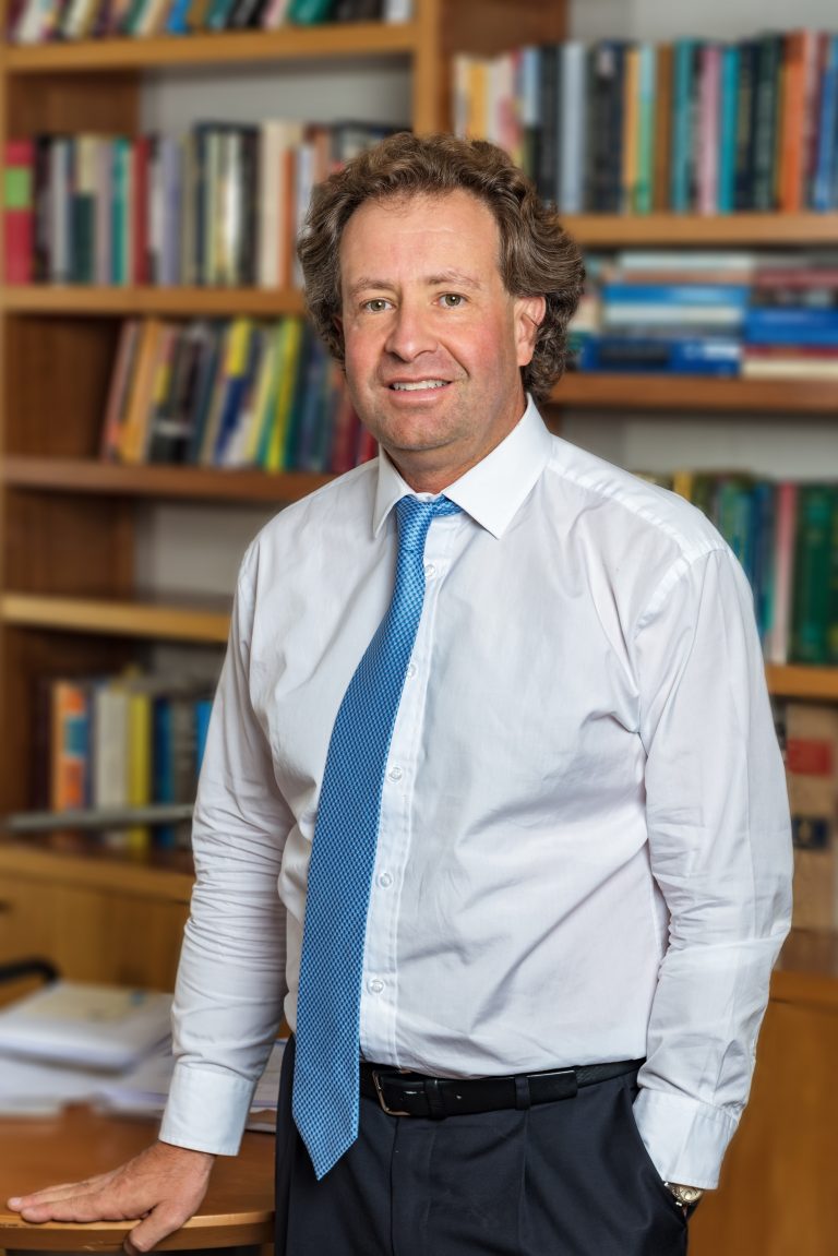 Leonidas Montes por retiro de fondos: "Es una especie de autogolpe a la política"