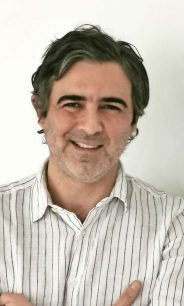 Juan Manuel Vial, editor de Revista Cruciales: "No creo que la pandemia vaya a causar un cambio radical en la especie humana"