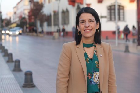 Subsecretaria de Evaluación Social: Recuperar la participación laboral femenina "es parte fundamental de los desafíos que se vienen"