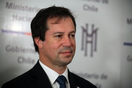 Lucas Palacios, Ministro de Economía: "La mejor política social, es el empleo"