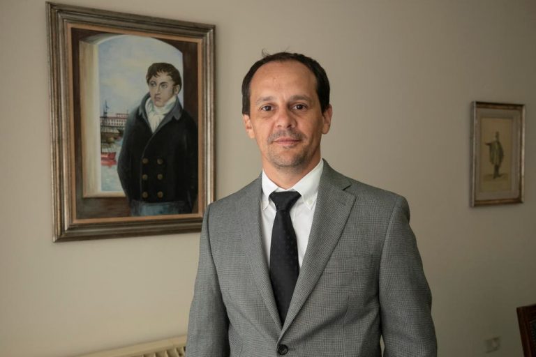 Fausto Spotorno desde Argentina: "No hay un problema de falta de dólares, sino que faltan dólares al precio que el gobierno quiere comprarlos"