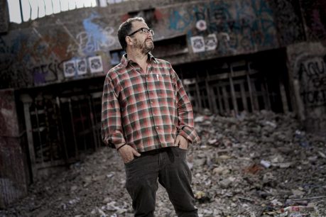 Patricio Fernández, autor de "Sobre la marcha": ""El 15 de noviembre, la política mostró lo mejor de sí"