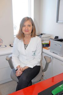 Dra. Andrea Schilling, ginecóloga infanto-juvenil: "Tenemos que educar a nuestros hijos hombres a no ser agresores, no es no"