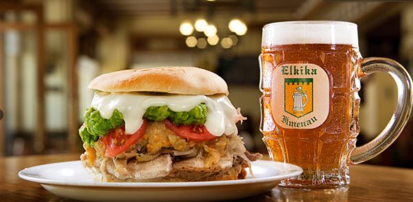 La reinvención de Elkika Ilmenau, el restaurante más antiguo de Providencia