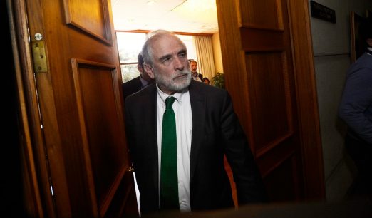 Carlos Montes: “Es incomprensible que un país con 8 meses de recesión cambie 3 veces de ministro de Hacienda”