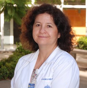 Dra. Blanca Peñaloza, sobre cuarentenas: "Debería ser para toda la Región Metropolitana"