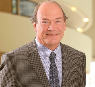 Dr. Pablo Vial: "La principal razón de que prácticamente no haya influenza son las medidas de prevención"