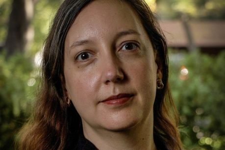 Periodista Ingrid Bachmann: "No se trata de dejar a los hombres al margen, sino que den un paso atrás respecto de la lucha de las mujeres"