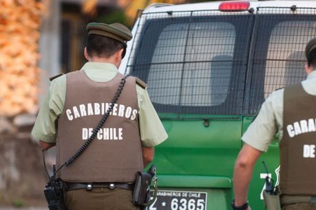 Candidato a concejal fue detenido tras insultar ebrio a Carabineros durante el toque de queda