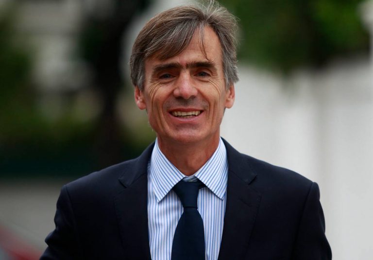 José Ramón Valente: "Cuando uno parte de una hoja en blanco no hay nada asegurado"