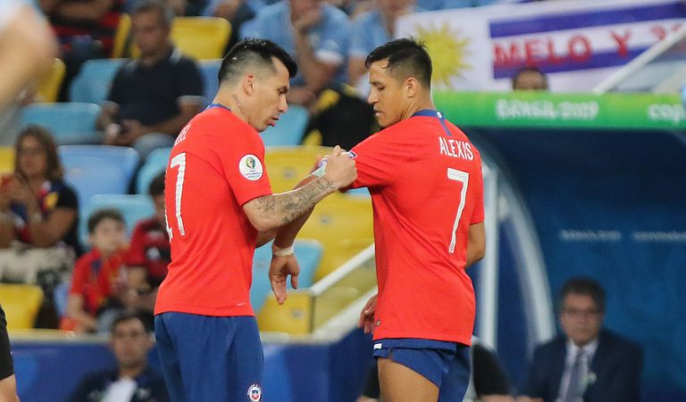 Chile buscará hacer historia frente a Argentina con Sánchez y Medel a la cabeza