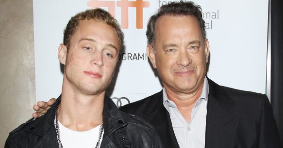 El hijo de Tom Hanks es antivacunas, pese a que sus padres se contagiaron de Covid