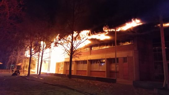 Se registra incendio en el Campus San Joaquín de la Universidad Católica