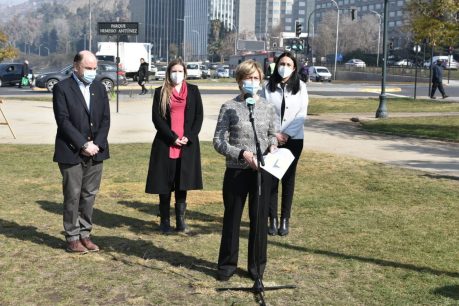 Providencia no regará pasto innecesario: "No podemos seguir gastando agua"