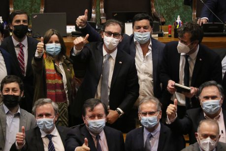 Cámara rechaza la Acusación Constitucional a ministro Figueroa