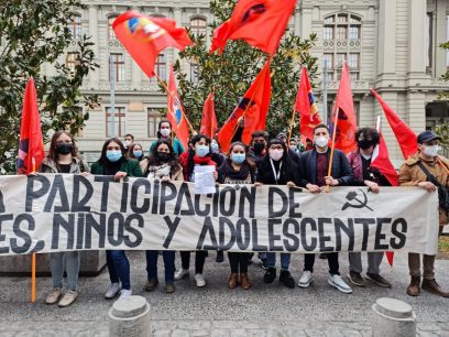 Partido Comunista propone bajar la edad de votación a 14 años en el plebiscito de salida