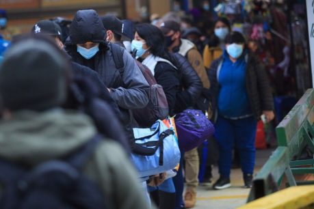 Positividad en Chile por coronavirus llega a su punto más bajo de toda la pandemia