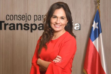 Gloria de la Fuente del Consejo para la Transparencia: "Ningún país gana la lucha contra la corrupción así como así"