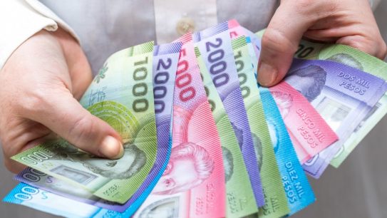 Sueldo mínimo: Comisión de Trabajo aprueba en general el reajuste hasta los 400 mil pesos