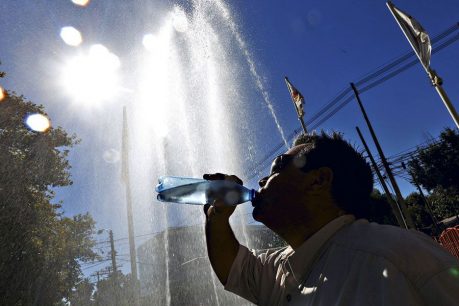 Ola de calor para la RM tendrá los termómetros por sobre los 30 grados esta semana