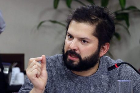 Boric votó a favor del cuarto retiro pese a la postura de sus asesores económicos