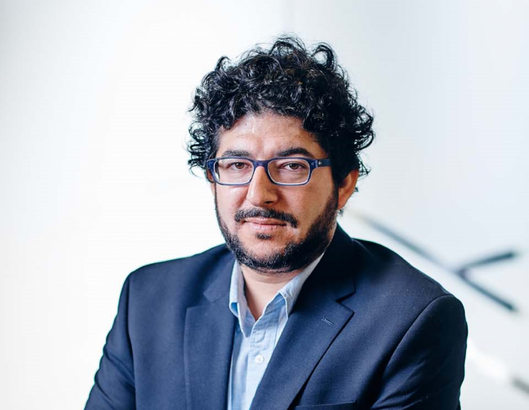 Ex NotCo defiende a Boric: "Para conducir un país se necesita harto más que capacidad para levantar plata"