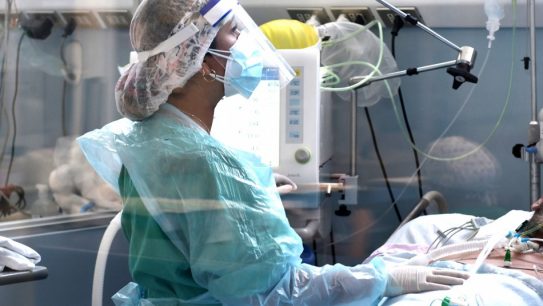 Covid-19: Chile reporta la positividad más alta desde junio de 2021