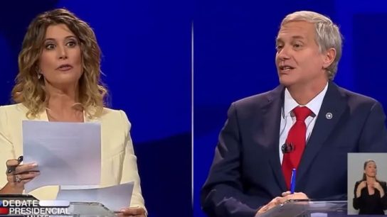 Macarena Santelices, vocera de Kast, insiste en críticas a Macarena Pizarro y la acusa de instalar 'noticias falsas'