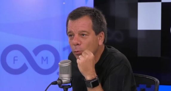 Jorge Navarrete: "Los candidatos son antagónicos no solo en lo contenidos, sino también en la estética y discursos”