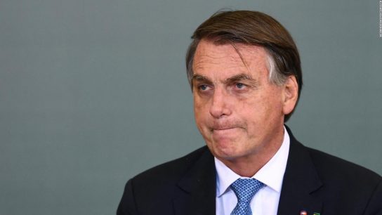 “Está devastado psicológicamente”: Bolsonaro comienza a cumplir pena de 27 años de cárcel por golpismo