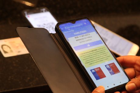 Cambios en el pase de movilidad: dosis de refuerzo será obligatoria para mayores de 18 años