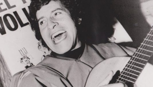 Victor Jara: Elevan penas de cárcel para los homicidas del cantautor