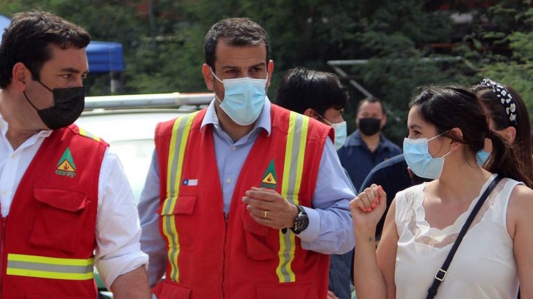 Ministro del Interior señaló que tiene “pruebas concretas” de que algunos incendios forestales son intencionales