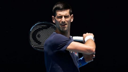 Djokovic es detenido en Australia y es considerado "un peligro para la salud pública"