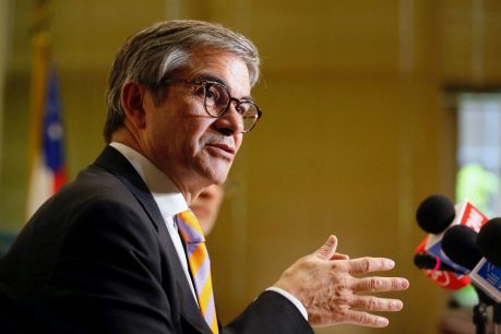 Mario Marcel dio positivo a Covid-19 y no podrá acudir a la primera reunión ministerial de Gabriel Boric