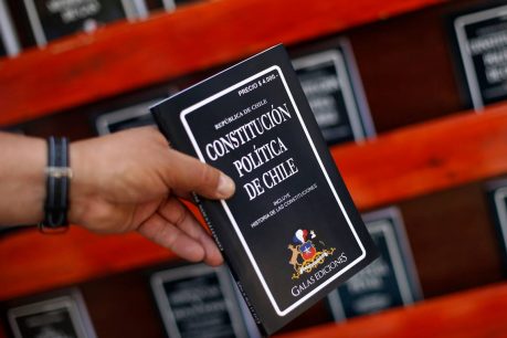 Adiós a los dos tercios: Congreso rebaja a 4/7 el quórum para reformar la Constitución vigente